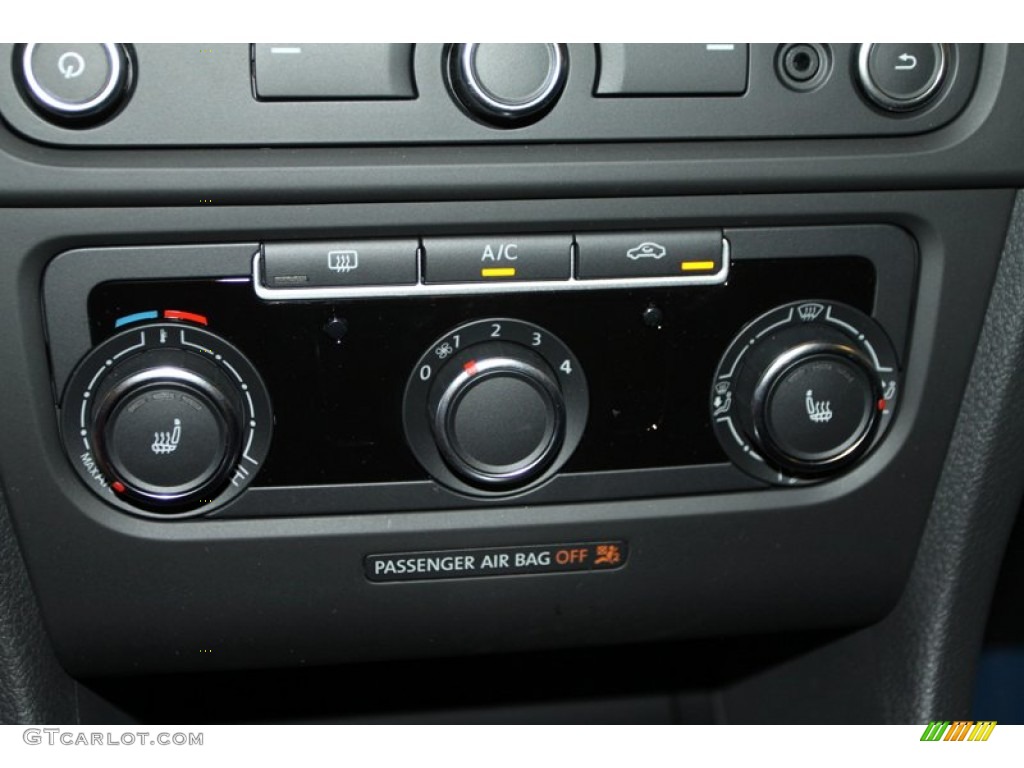 2013 Volkswagen GTI 4 Door Autobahn Edition Controls Photo #72517310