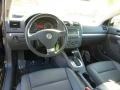 Black - Jetta SE Sedan Photo No. 12