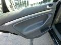 Black - Jetta SE Sedan Photo No. 13