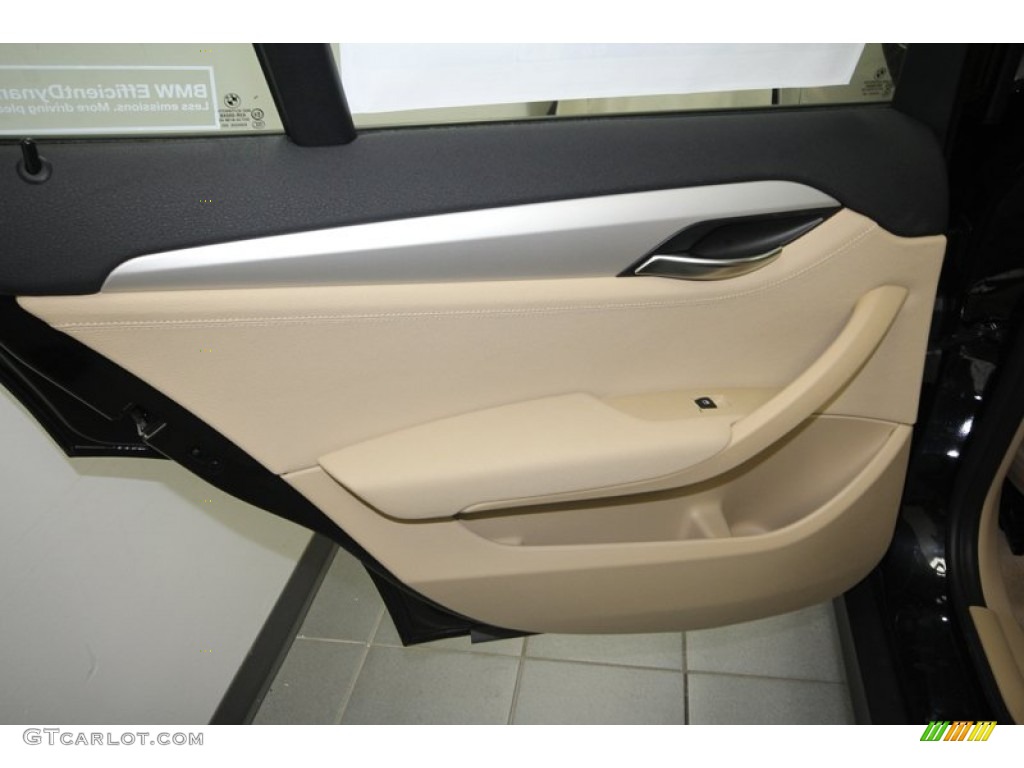 2013 BMW X1 sDrive 28i Black Door Panel Photo #72523566