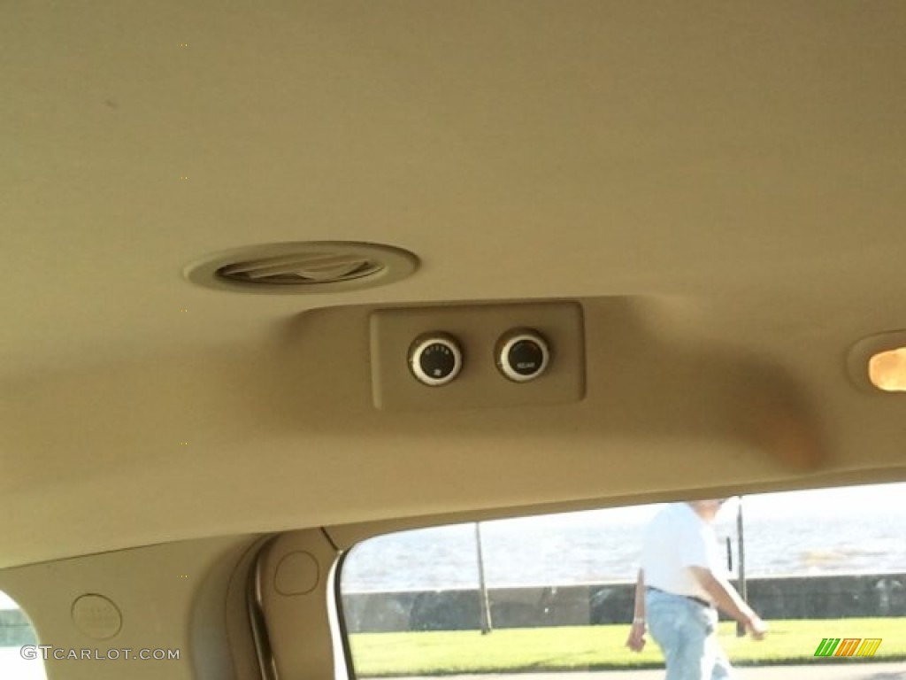 2005 Quest 3.5 S - Coral Sand Metallic / Beige photo #18