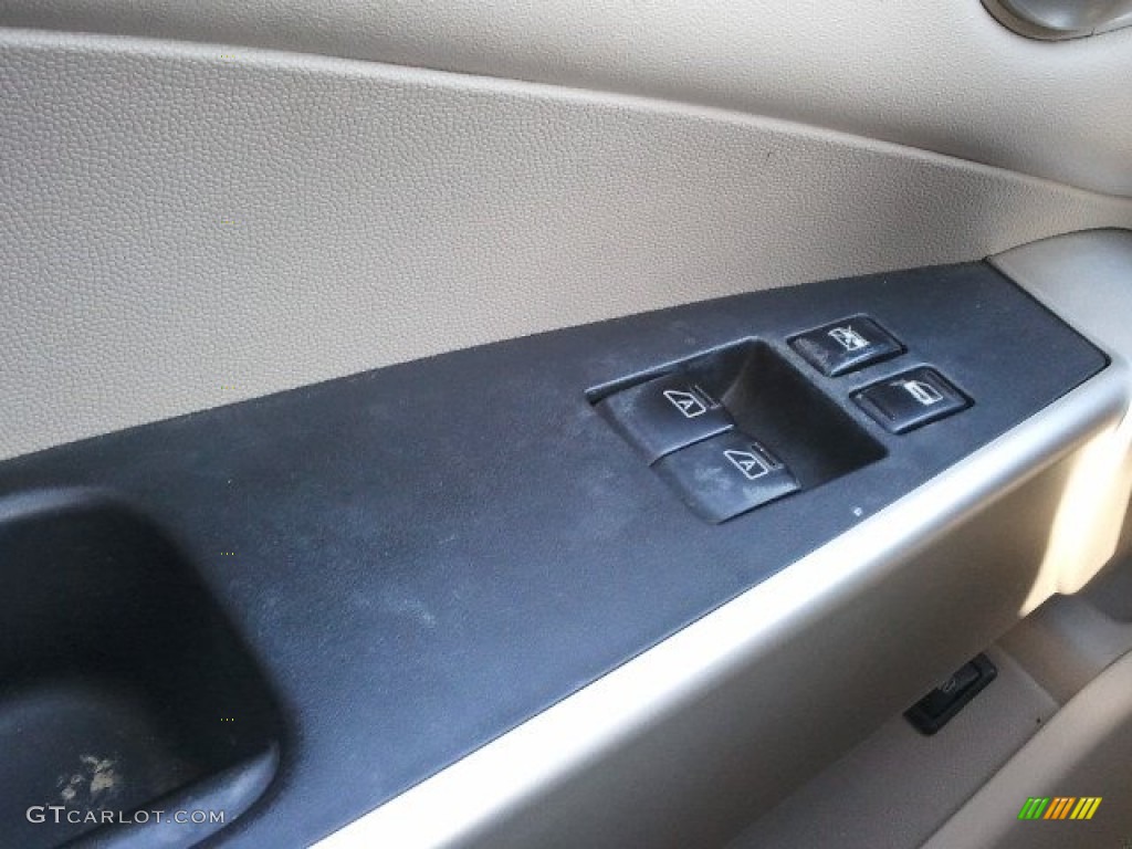 2005 Quest 3.5 S - Coral Sand Metallic / Beige photo #31