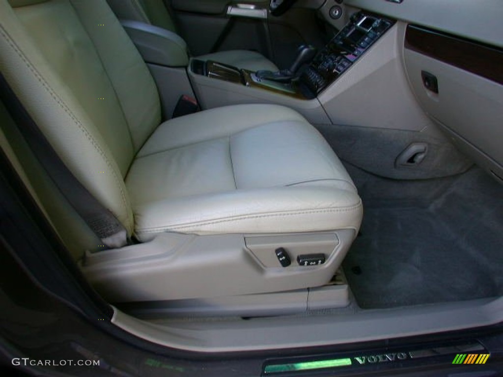 2005 XC90 V8 AWD - Titanium Gray Metallic / Taupe/Light Taupe photo #7