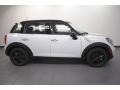Light White - Cooper Countryman Photo No. 2