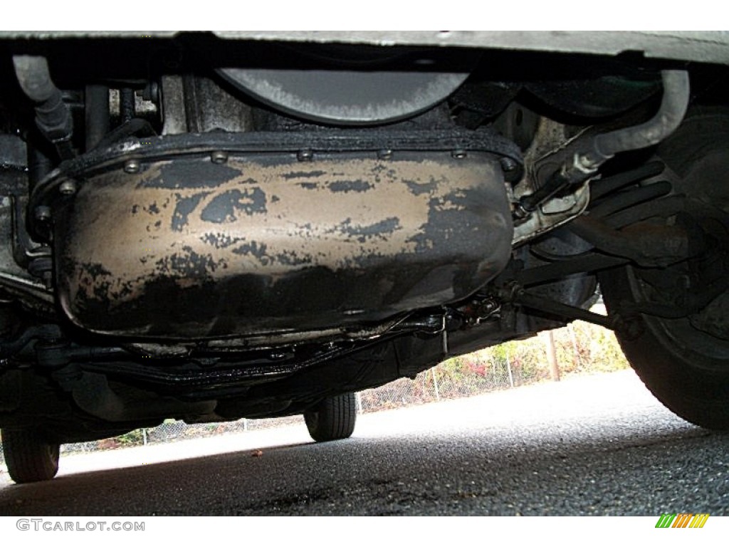 1984 Mercedes-Benz S Class 300 SD Sedan Undercarriage Photo #72529119