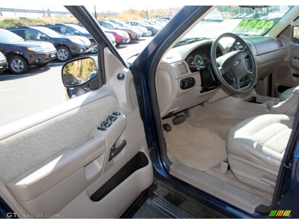 2004 Explorer XLS 4x4 - Dark Blue Pearl Metallic / Medium Parchment photo #12