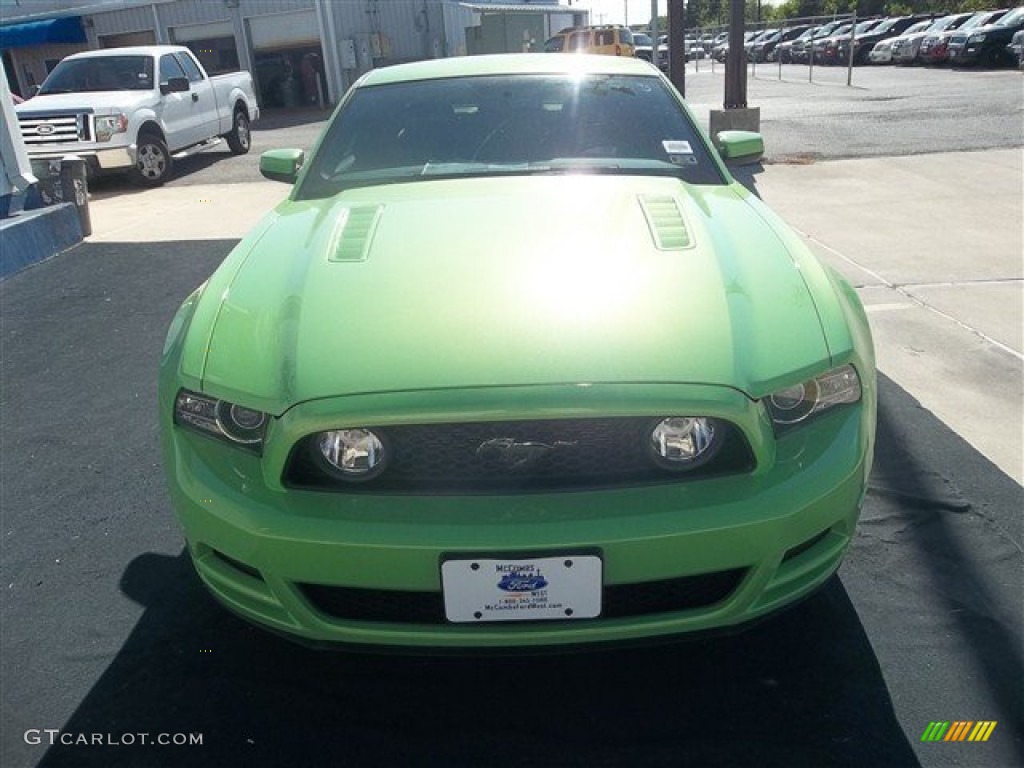 2013 Mustang GT Premium Coupe - Gotta Have It Green / Charcoal Black photo #16