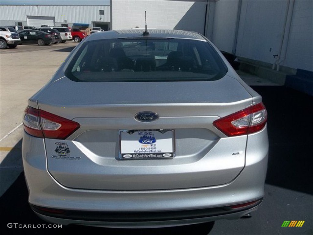 2013 Fusion SE - Ingot Silver Metallic / Charcoal Black photo #4