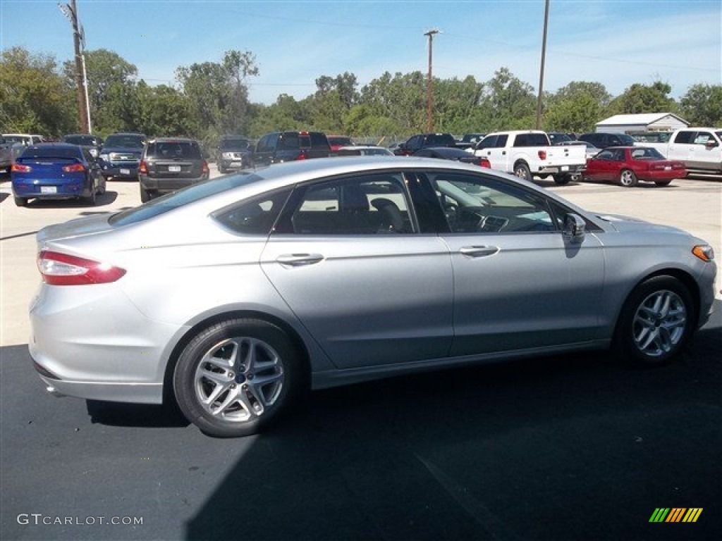 2013 Fusion SE - Ingot Silver Metallic / Charcoal Black photo #10