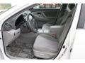 Super White - Camry SE Photo No. 13