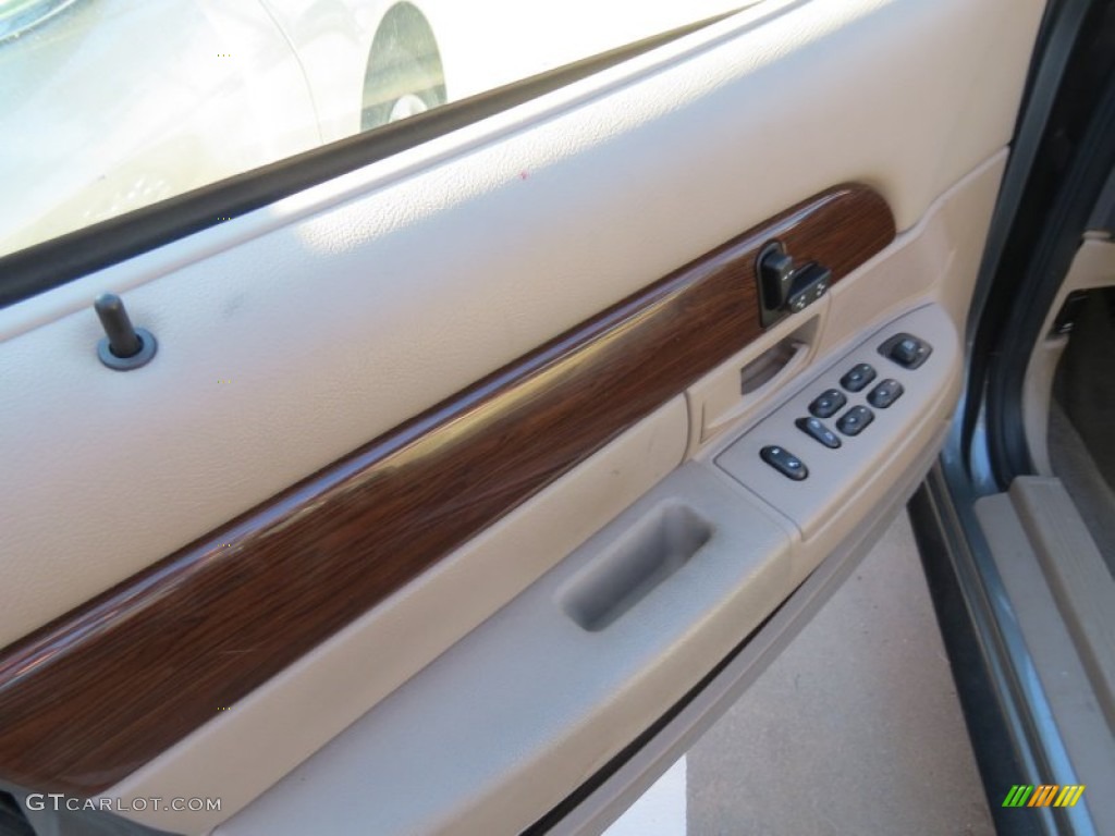 2004 Grand Marquis GS - Spruce Green Metallic / Medium Parchment photo #7