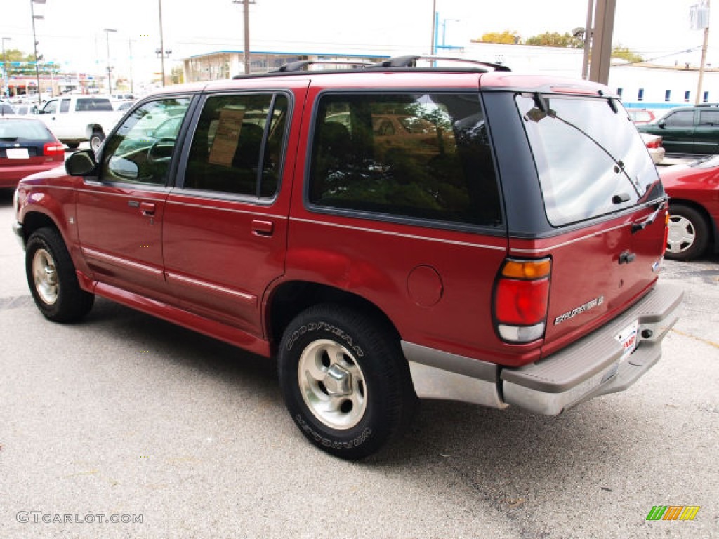 1996 Explorer XLT 4x4 - Electric Red Metallic / Beige photo #4