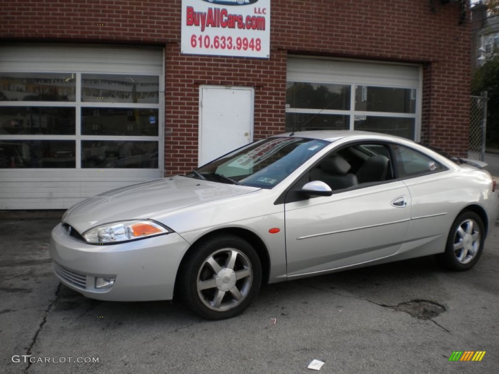 2002 Cougar V6 Coupe - Silver Frost Metallic / Dark Graphite photo #1