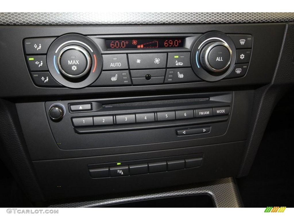 2011 BMW 3 Series 335i Convertible Audio System Photos