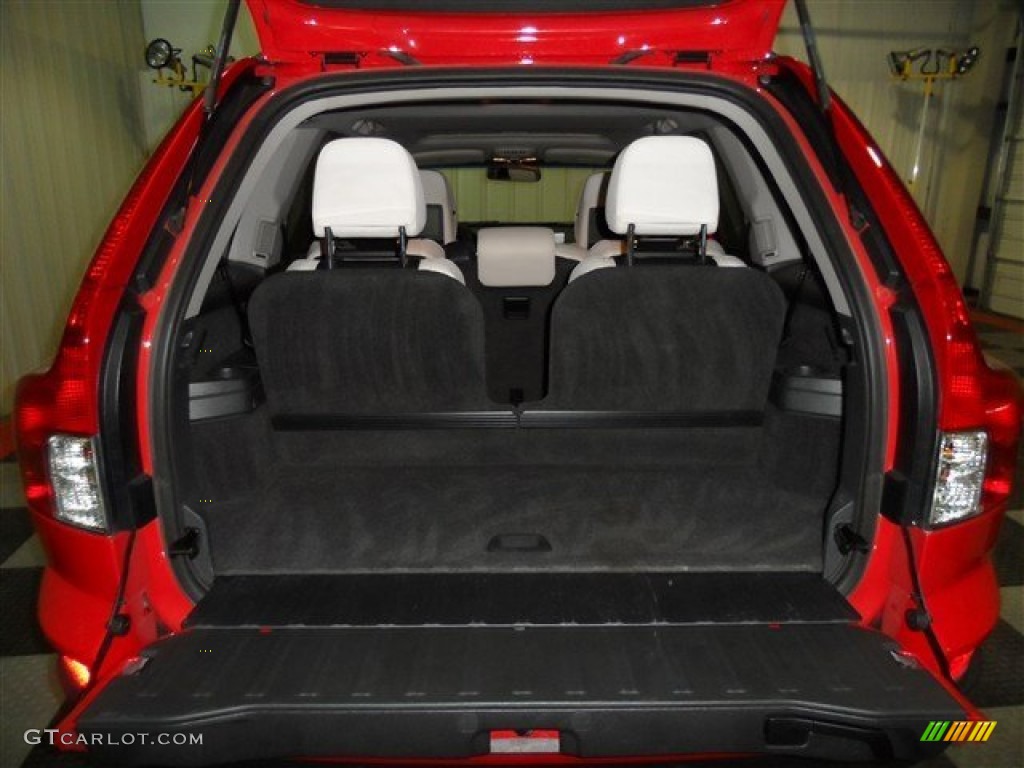 2011 Volvo XC90 3.2 R-Design AWD Trunk Photo #72542115