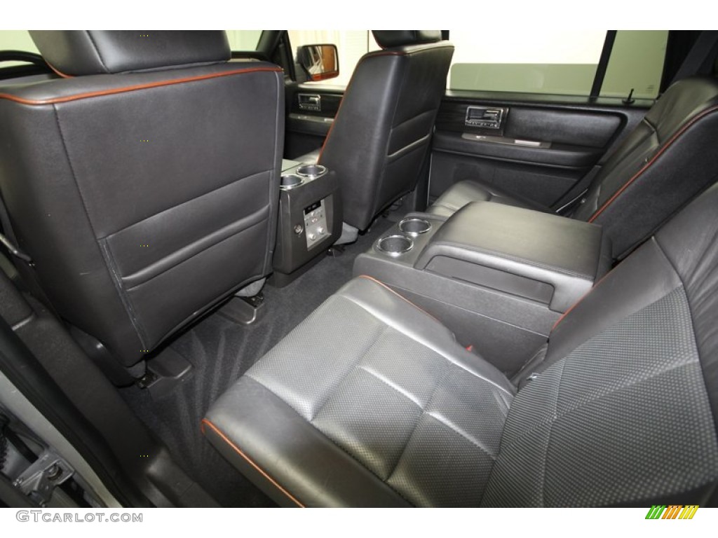 2007 Lincoln Navigator Ultimate Rear Seat Photo #72544098