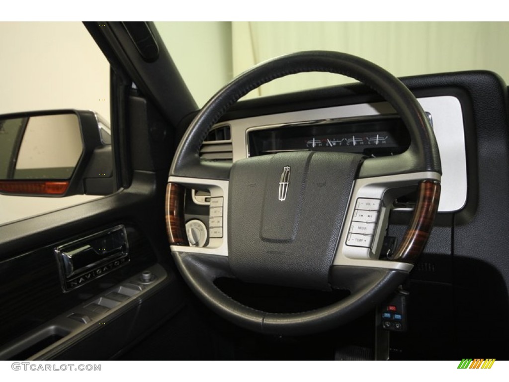 2007 Lincoln Navigator Ultimate Charcoal/Caramel Steering Wheel Photo #72544104