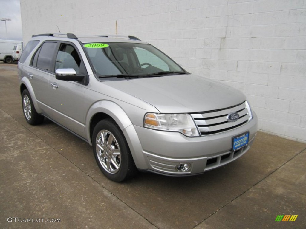 2009 Taurus X Limited - Brilliant Silver Metallic / Charcoal Black photo #14