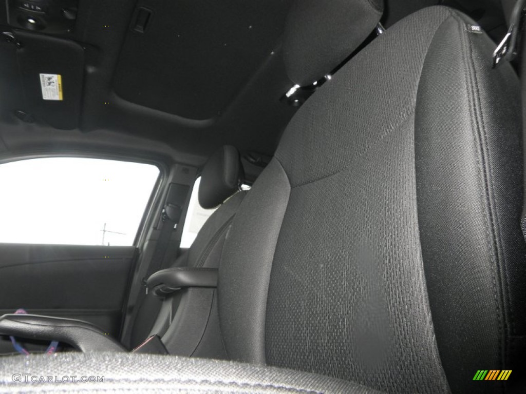 2013 200 S Sedan - Bright White / Black photo #7