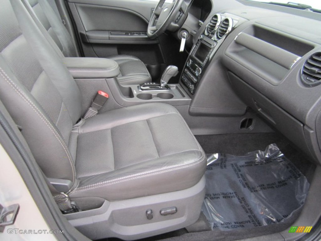 2009 Ford Taurus X Limited Front Seat Photos