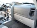 2007 Light Khaki Metallic Dodge Nitro SLT  photo #21