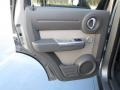 2007 Light Khaki Metallic Dodge Nitro SLT  photo #26