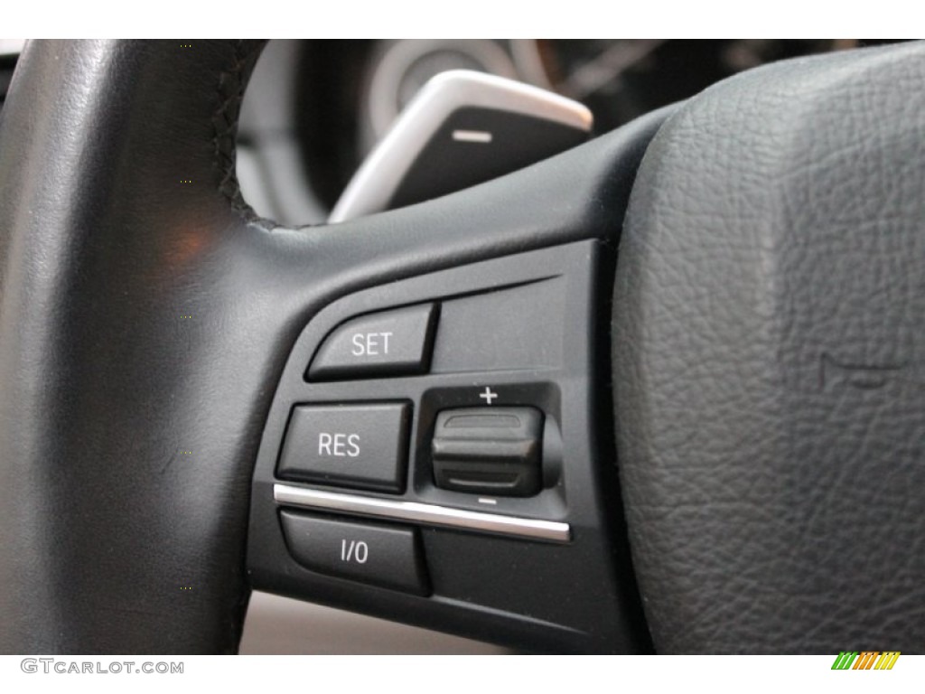 2011 BMW 5 Series 550i Sedan Controls Photo #72559103