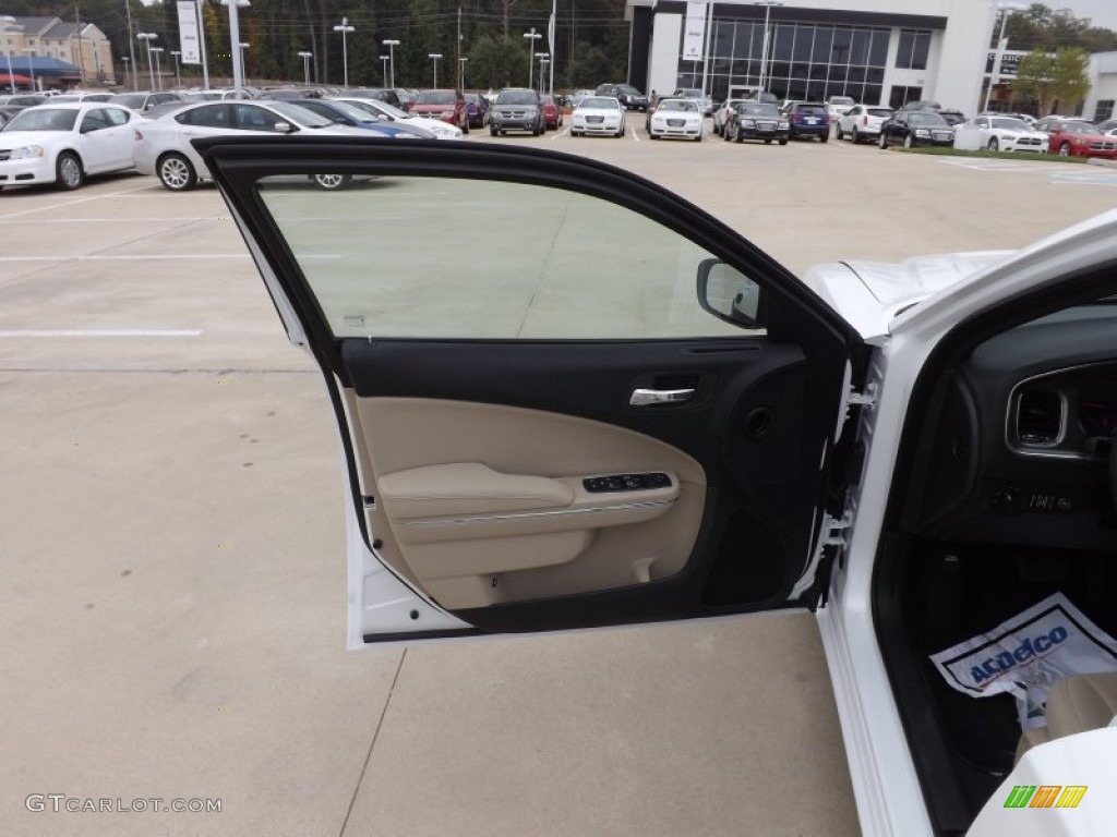 2013 Charger SE - Ivory Pearl / Black/Light Frost Beige photo #14