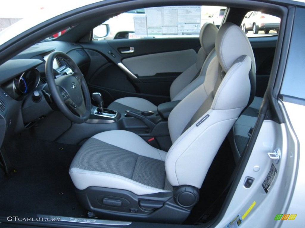 2013 Genesis Coupe 2.0T Premium - Circuit Silver / Gray Leather/Gray Cloth photo #15