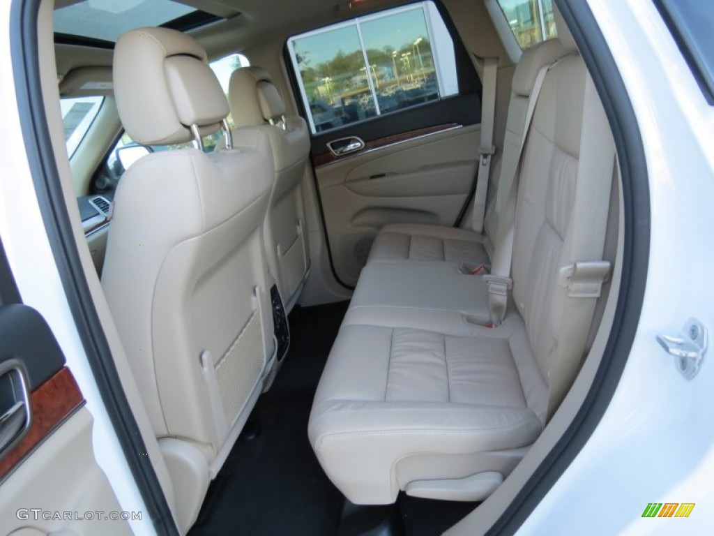 Black/Light Frost Beige Interior 2013 Jeep Grand Cherokee Limited Photo #72566586