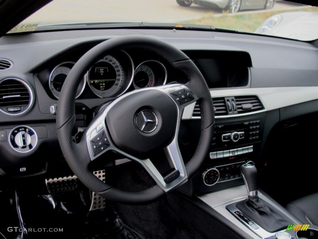 2013 Mercedes-Benz C 350 Coupe Dashboard Photos