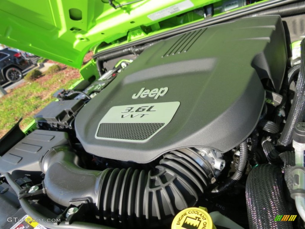 2013 Jeep Wrangler Sport 4x4 3.6 Liter DOHC 24-Valve VVT Pentastar V6 Engine Photo #72568689