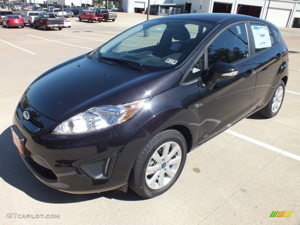 2013 Fiesta SE Hatchback - Tuxedo Black / Charcoal Black photo #9