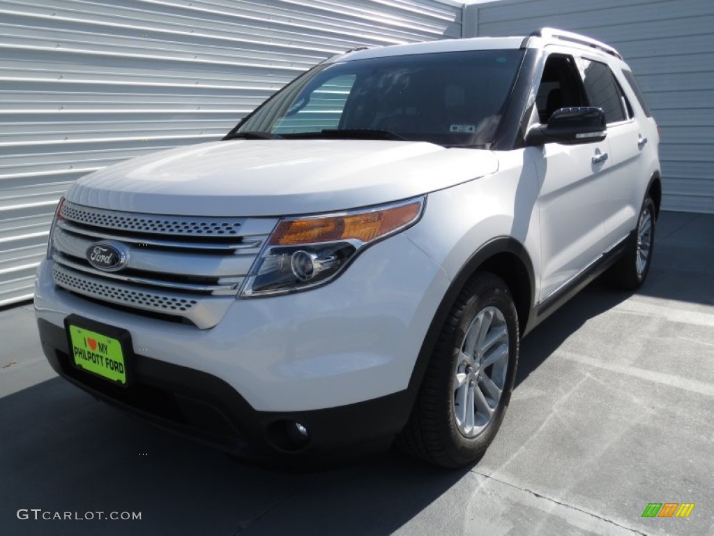 2013 Explorer XLT EcoBoost - White Platinum Tri-Coat / Charcoal Black photo #6