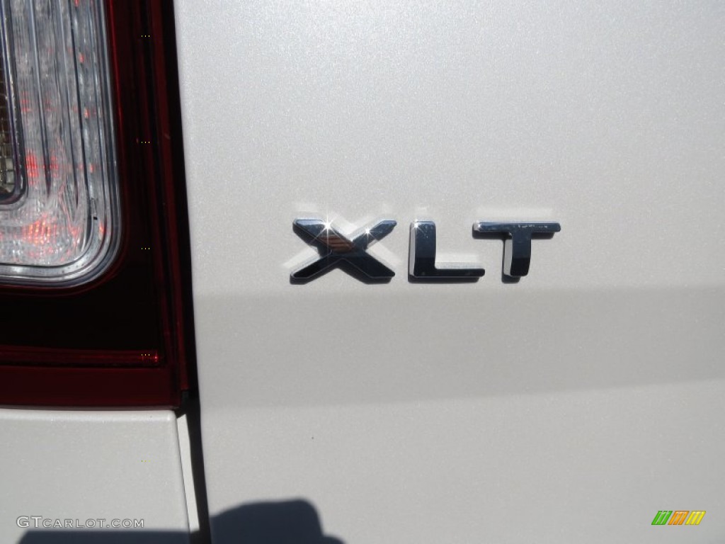 2013 Explorer XLT EcoBoost - White Platinum Tri-Coat / Charcoal Black photo #12