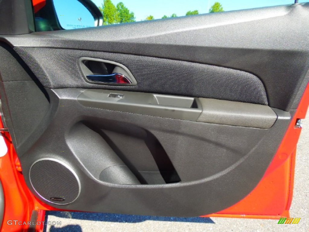 2013 Chevrolet Cruze LTZ/RS Jet Black Door Panel Photo #72571497