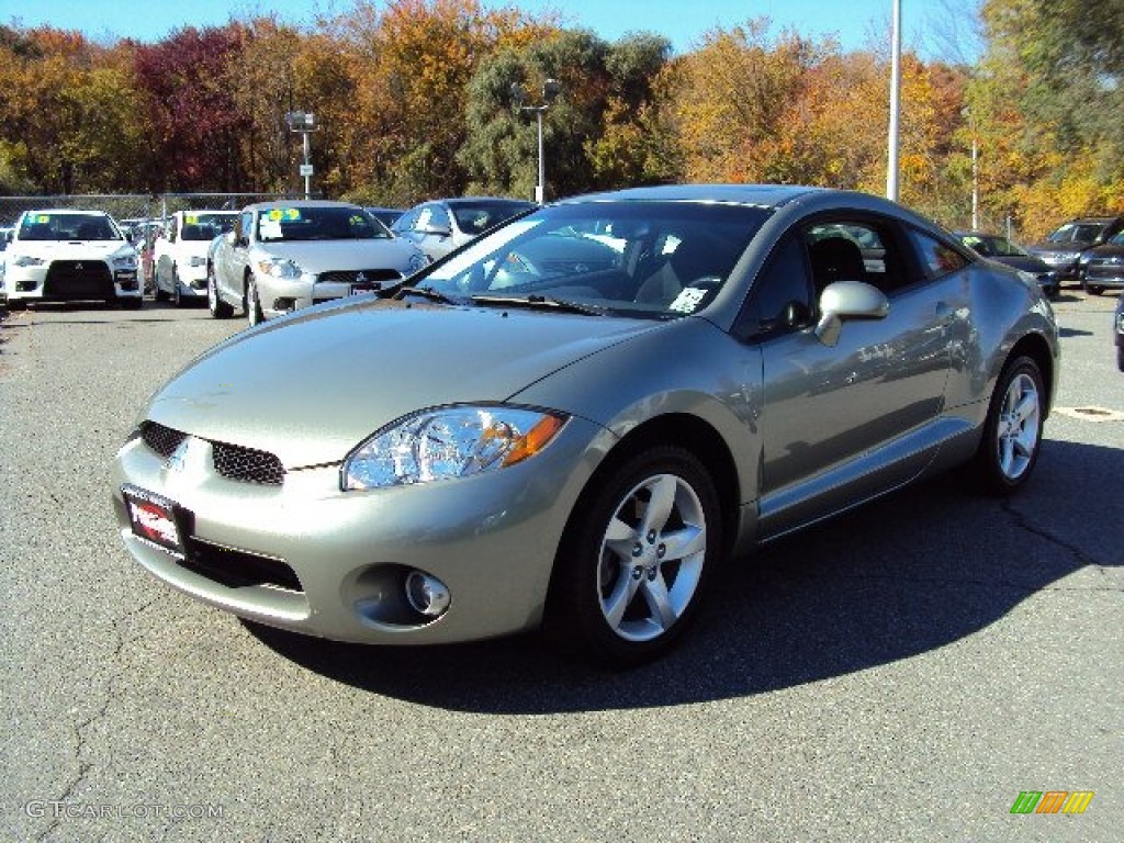 2008 Eclipse GS Coupe - Optimist Green Metallic / Dark Charcoal photo #2