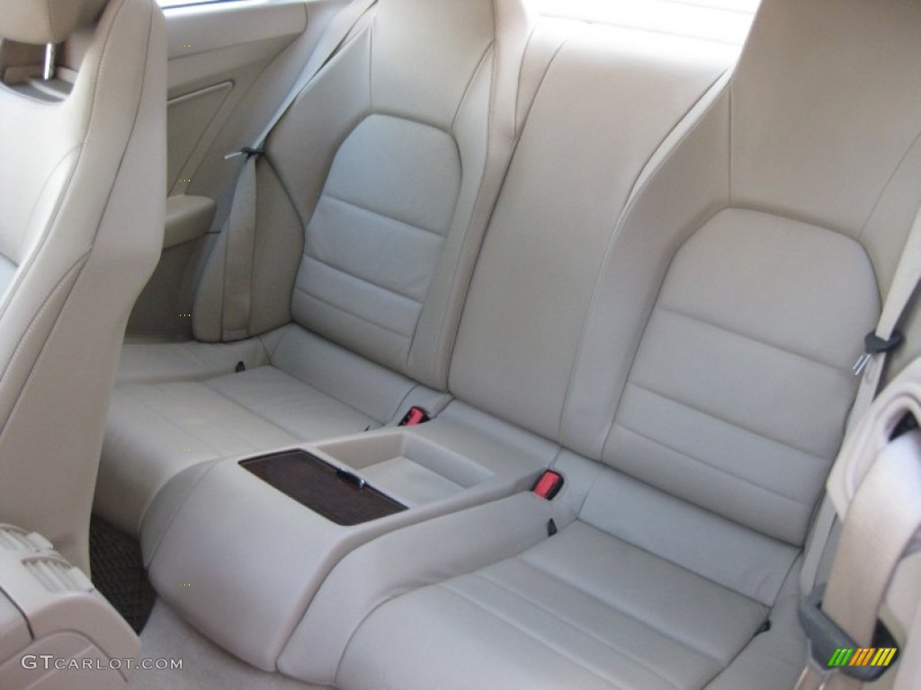 2010 E 350 Coupe - Arctic White / Almond Beige photo #21