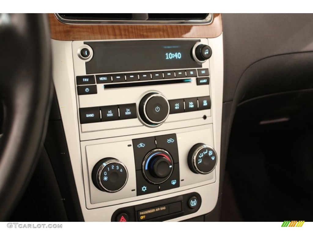 2011 Chevrolet Malibu LT Controls Photo #72576571