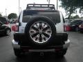 Titanium Metallic - FJ Cruiser 4WD Photo No. 14