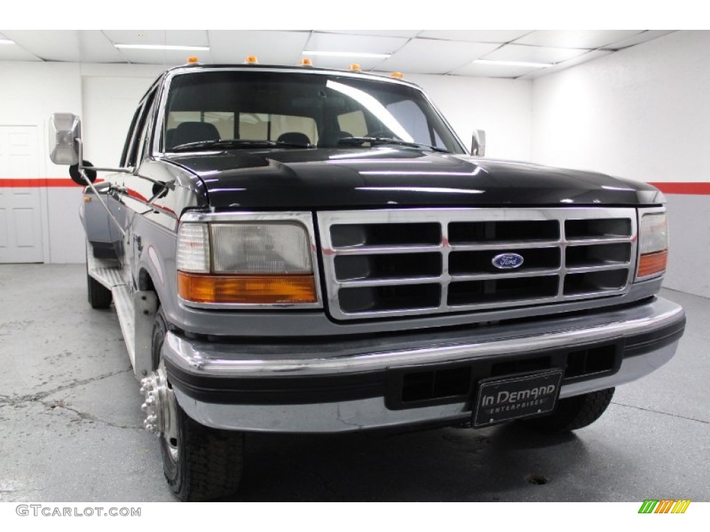 1997 F350 XLT Crew Cab Dually - Black / Opal Grey photo #4
