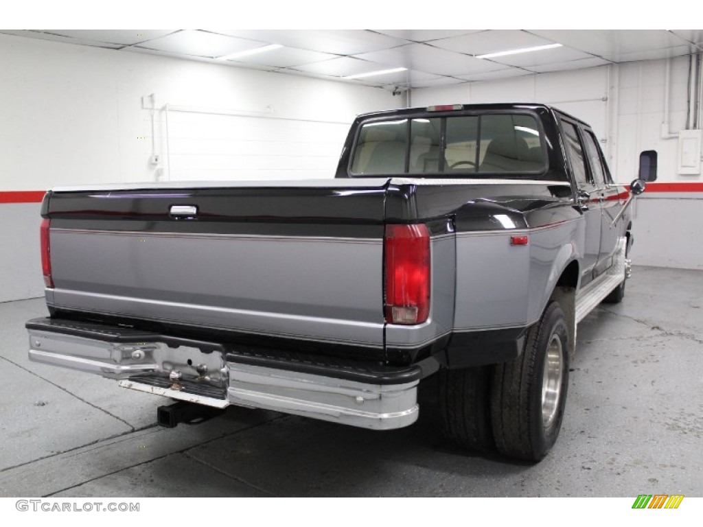 1997 F350 XLT Crew Cab Dually - Black / Opal Grey photo #20