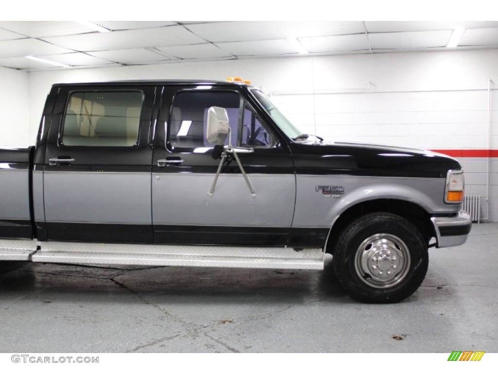 1997 F350 XLT Crew Cab Dually - Black / Opal Grey photo #27
