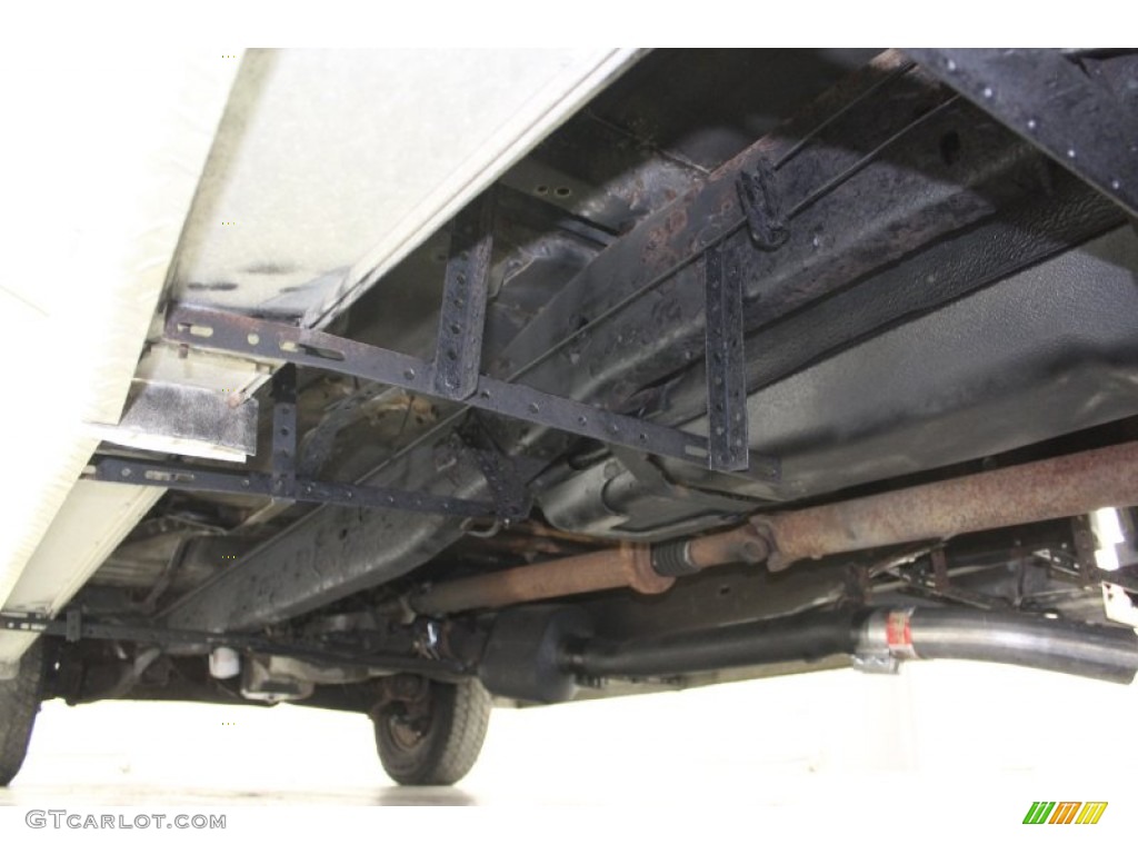 1997 Ford F350 XLT Crew Cab Dually Undercarriage Photo #72582864