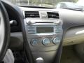 Super White - Camry LE Photo No. 20