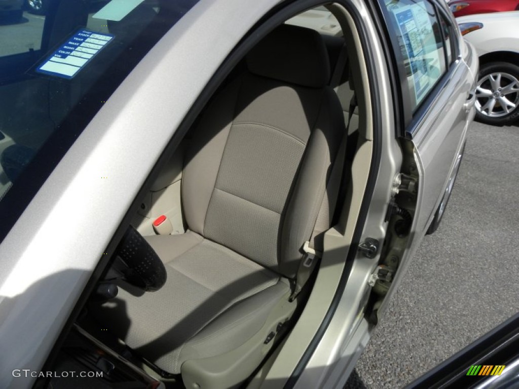 2009 Aura XE - Gold Mist Metallic / Tan photo #4