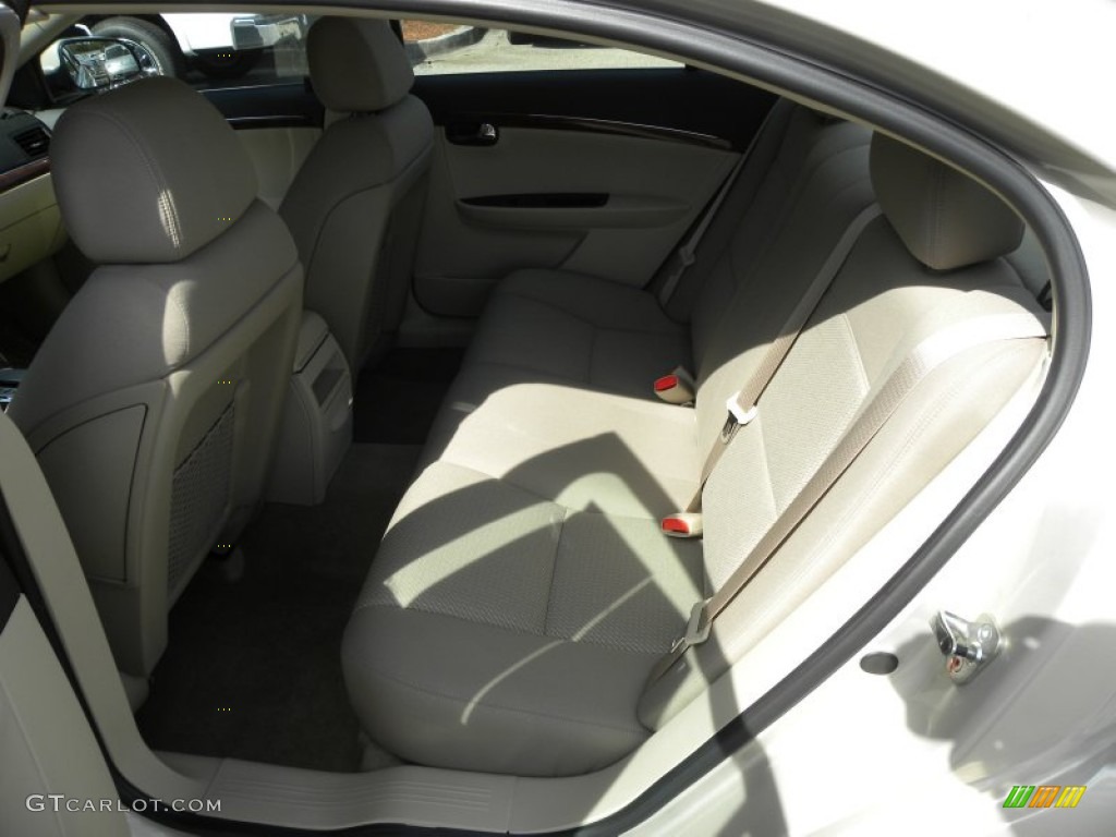 2009 Aura XE - Gold Mist Metallic / Tan photo #6