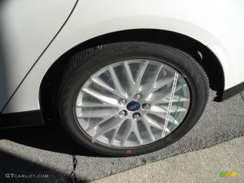 2013 Focus Titanium Hatchback - White Platinum / Charcoal Black photo #9
