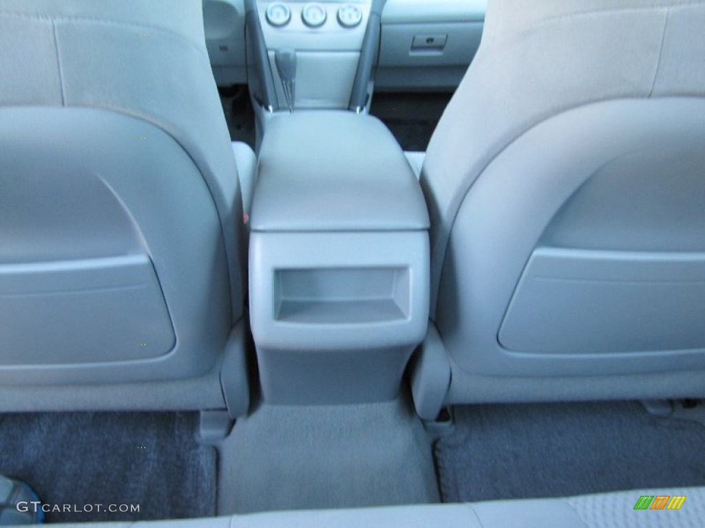 2011 Camry XLE - Super White / Ash photo #11