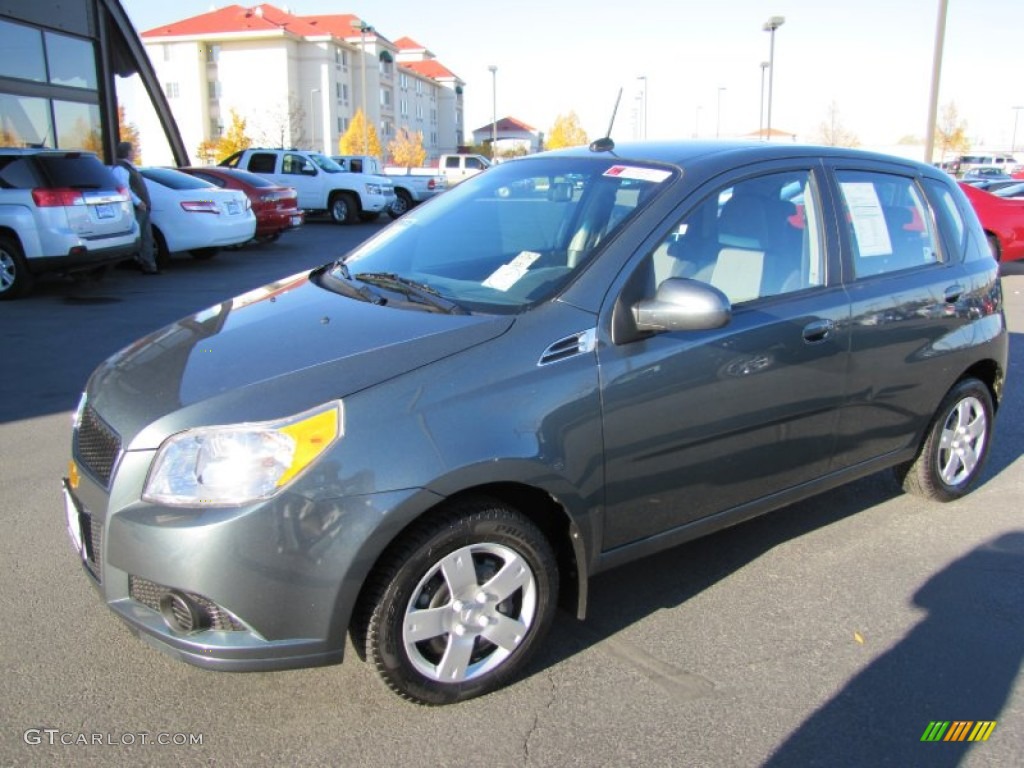 2010 Aveo Aveo5 LS - Medium Gray / Charcoal photo #1
